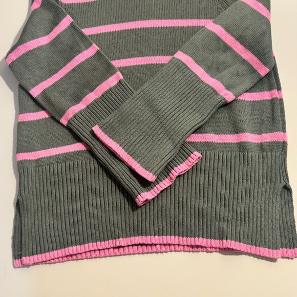 Free assembly striped turtleneck sweater size extra small 100% cotton - Picture 3 of 4